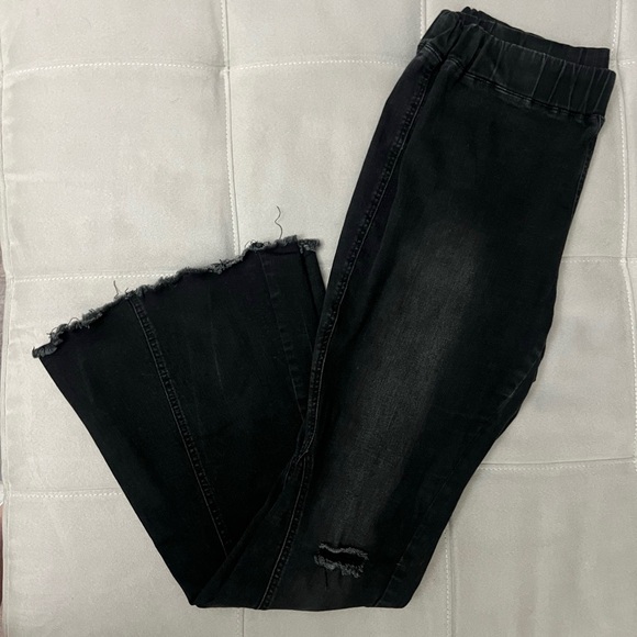 Button Free Elastic Waist Distressed Flared Long Bell Bottom Denim Jeans - Picture 2 of 8